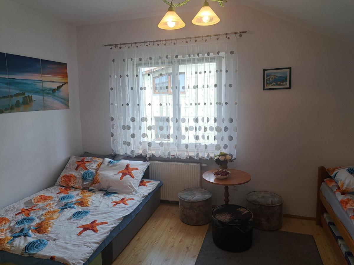 Chambre Familiale avec Salle de Bains Privative