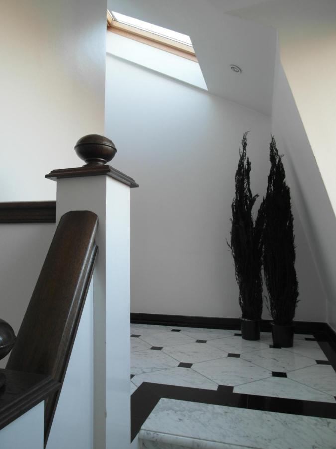Luxuriöse 2 Terrassen Loftwohnung am Stadtwald, nahe Düsseldorf - B&B