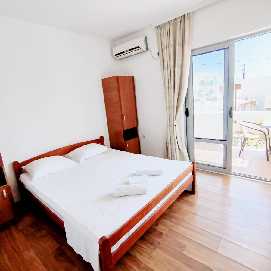 Economy Triple Room