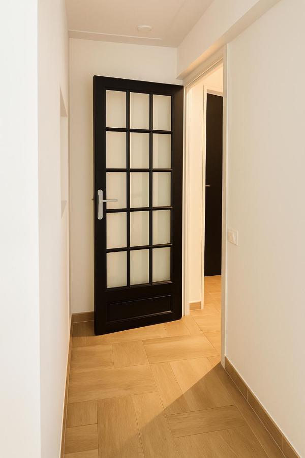 Studio Standing 100m de la mer avec balcon Fort Dauphin - Ferienwohnung Antibes