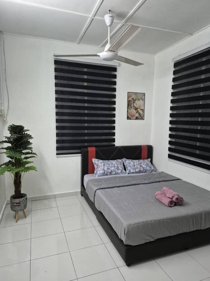 Syaf Homestay - Ferienwohnung Lunas