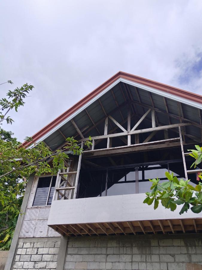 Siquijor Hilltop House Near Cambugahay Falls - B&B