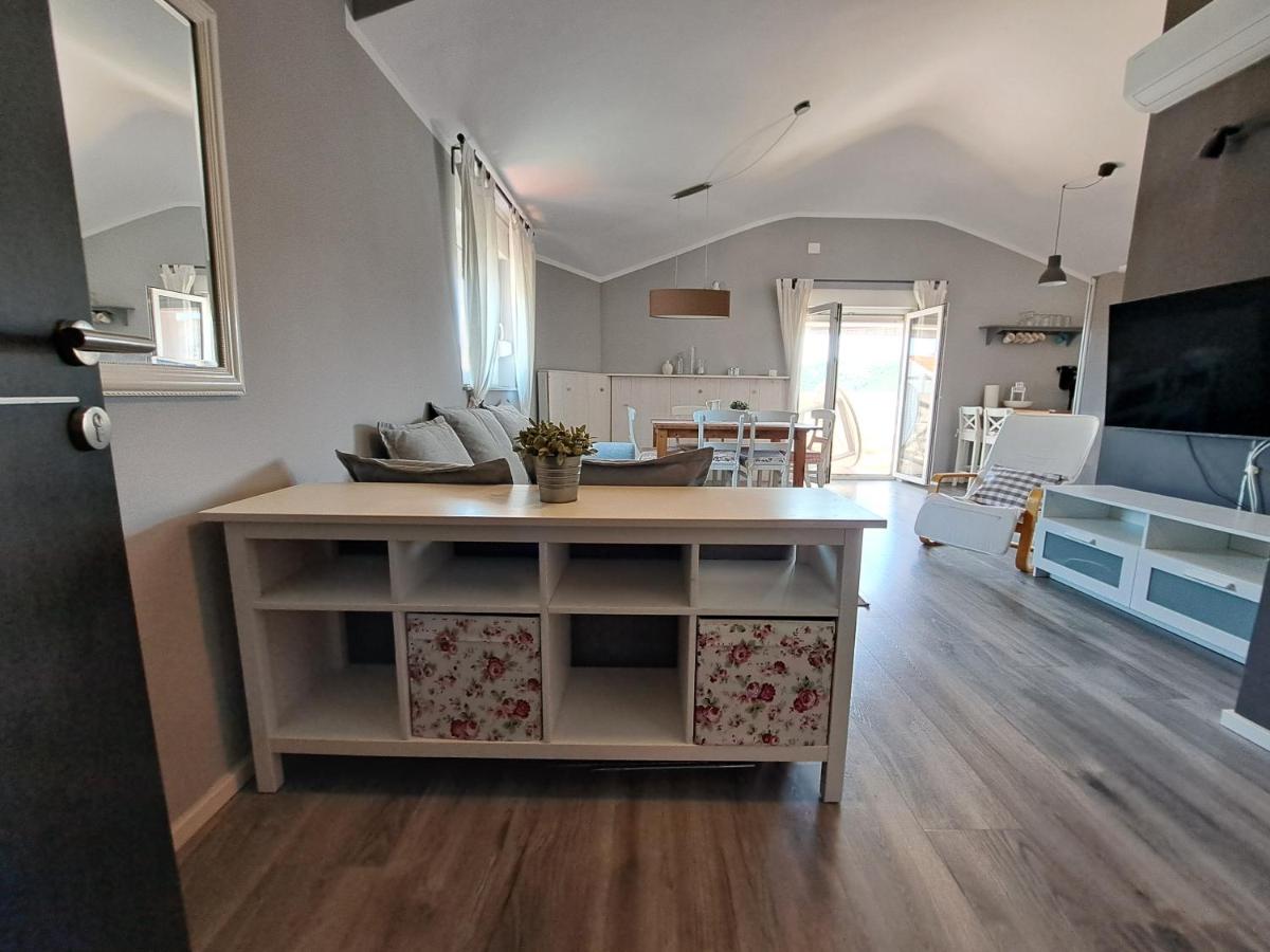 Apartment 5D - Bed and Breakfast Lopar