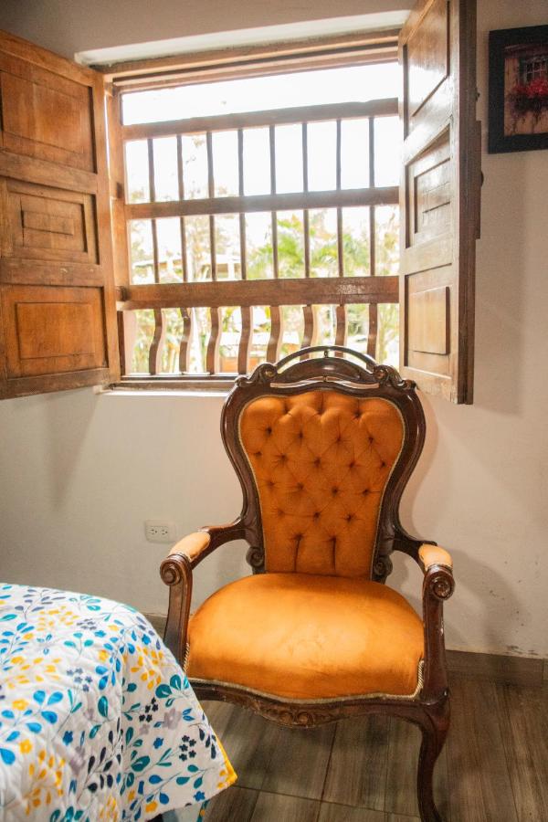 La Tibelina Guest House - B&B Guatapé