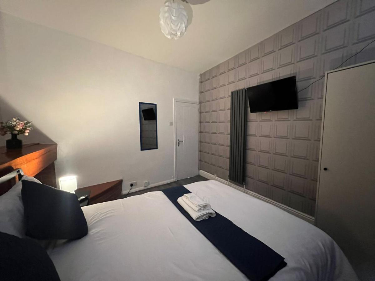 Oldbury House - Bespoke for Contractors - Chambres d’hôtes Smethwick