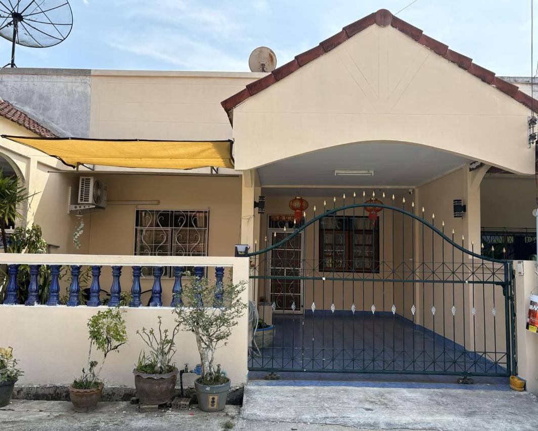 Aunty P house - B&B
