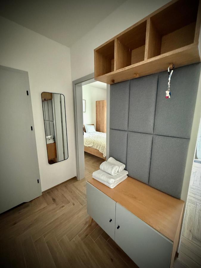 One-Bedroom Apartment with Balcony