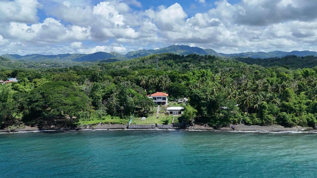 Edge of the Sea - B&B Miagao