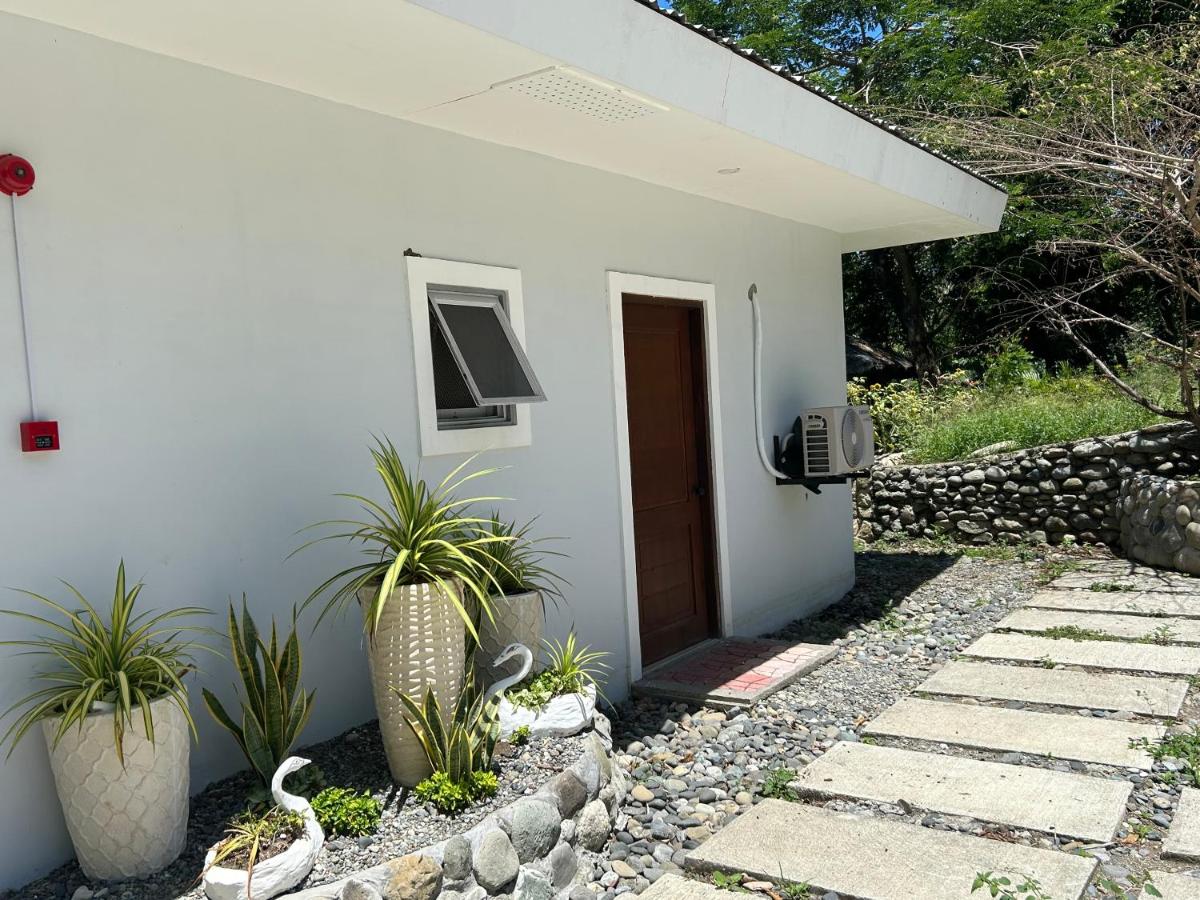 Edge of the Sea - B&B