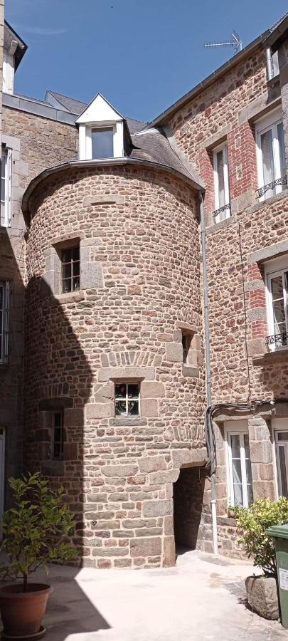 Gîte La cour des trois rois 2 - B&B