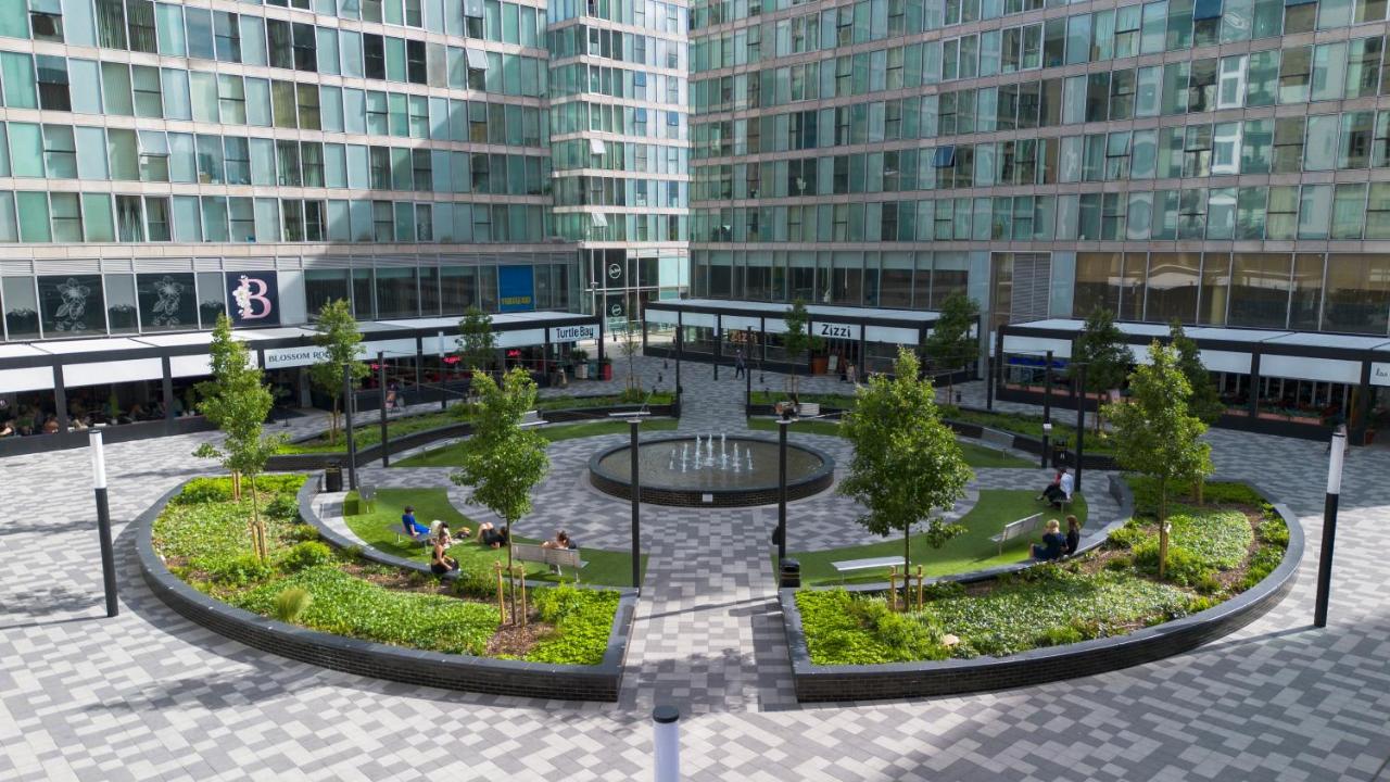 Royal City Stay Apartment CMK Free Parking - B&B Milton Keynes