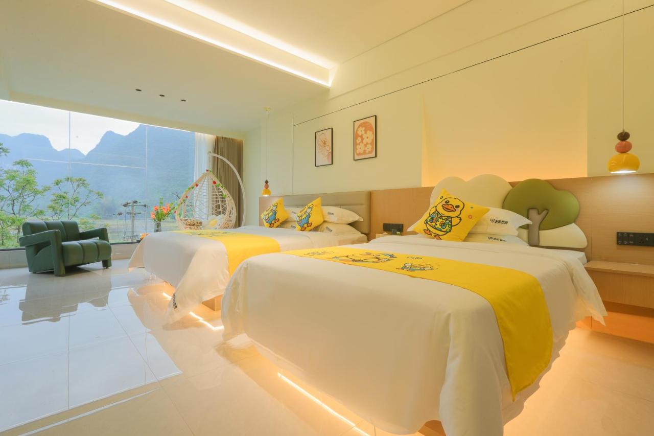 Family Room with Mountain View