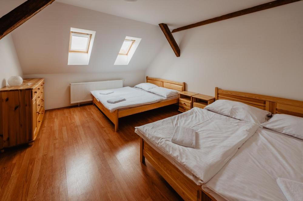 Camera Familiare con Bagno Privato