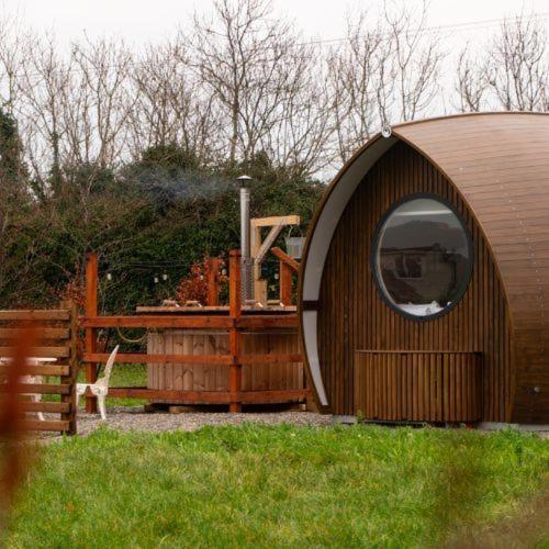 Hidden Acres- Luxury Glamping Pod Mint - Bed and Breakfast Malahide