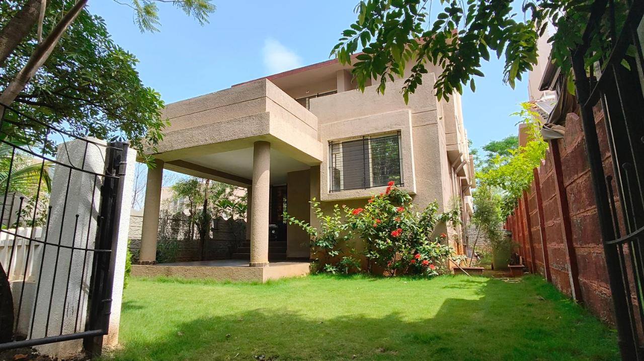 3BHK Bungalow in Karjat Sukoon Holiday Home - Bed and Breakfast Chinchavli