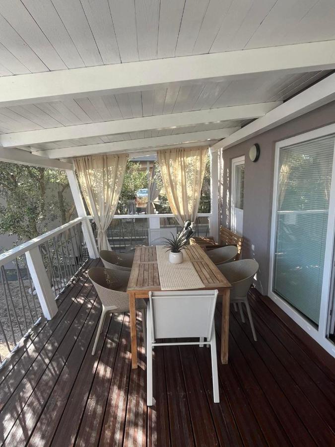 Beach house Iva - B&B