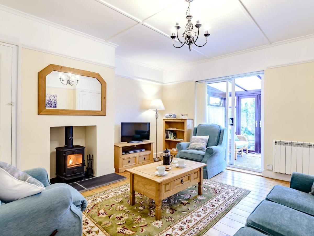 2 Bed in Seahouses 78658 - B&B Seahouses