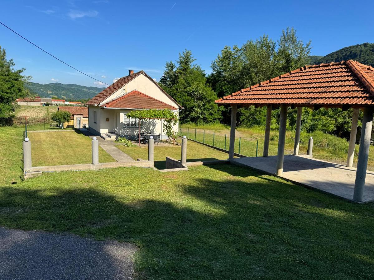 Vikendica Lazic - Ferienwohnung Crnča