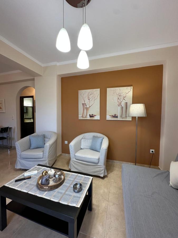 Two-Bedroom Deluxe Apartment with Balcony