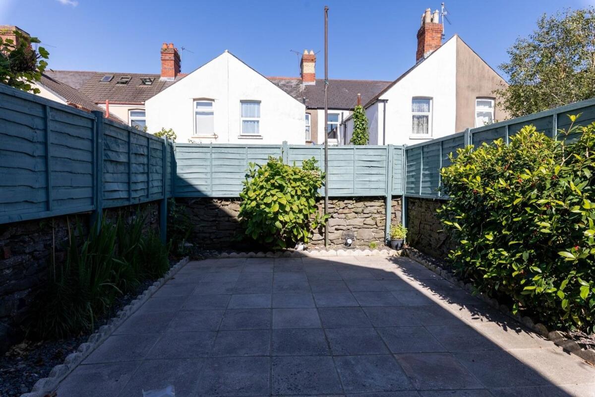 Chic 3 Bedroom House - Sleeps 8 - Close to Centre - Ferienwohnung Cardiff