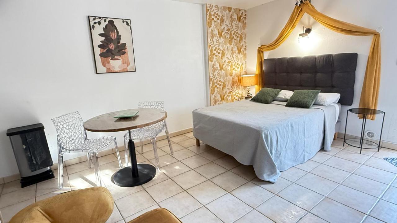 Cité Paoline Quiet Escape avec Terrasse Parking & Wi-Fi - B&B