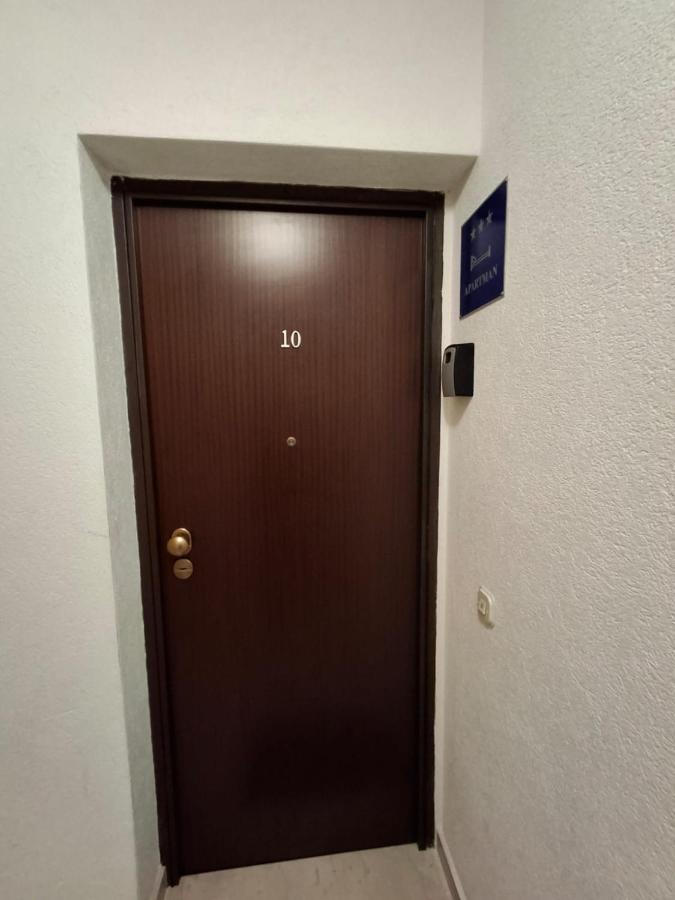 Apartman Tomas - Ferienwohnung Kutleše