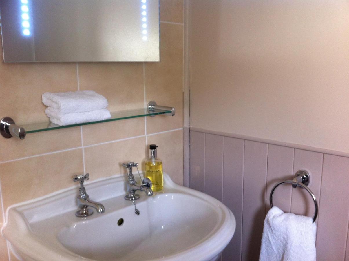 Standard Double Suite