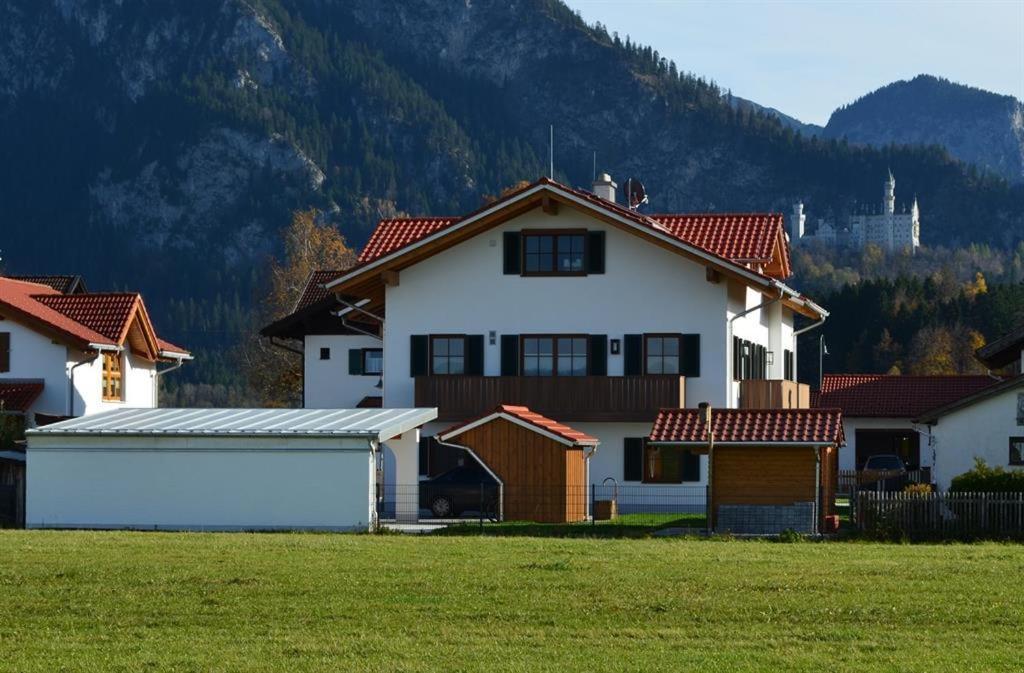 Ferienhaus Heidi Ferienwohnung Schlossblick - Bed and Breakfast Schwangau