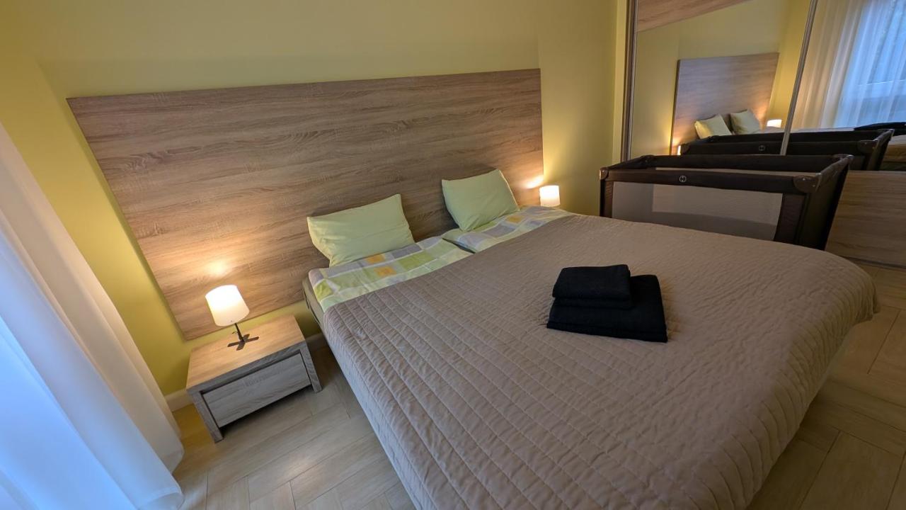 One-Bedroom Apartment with Terrace