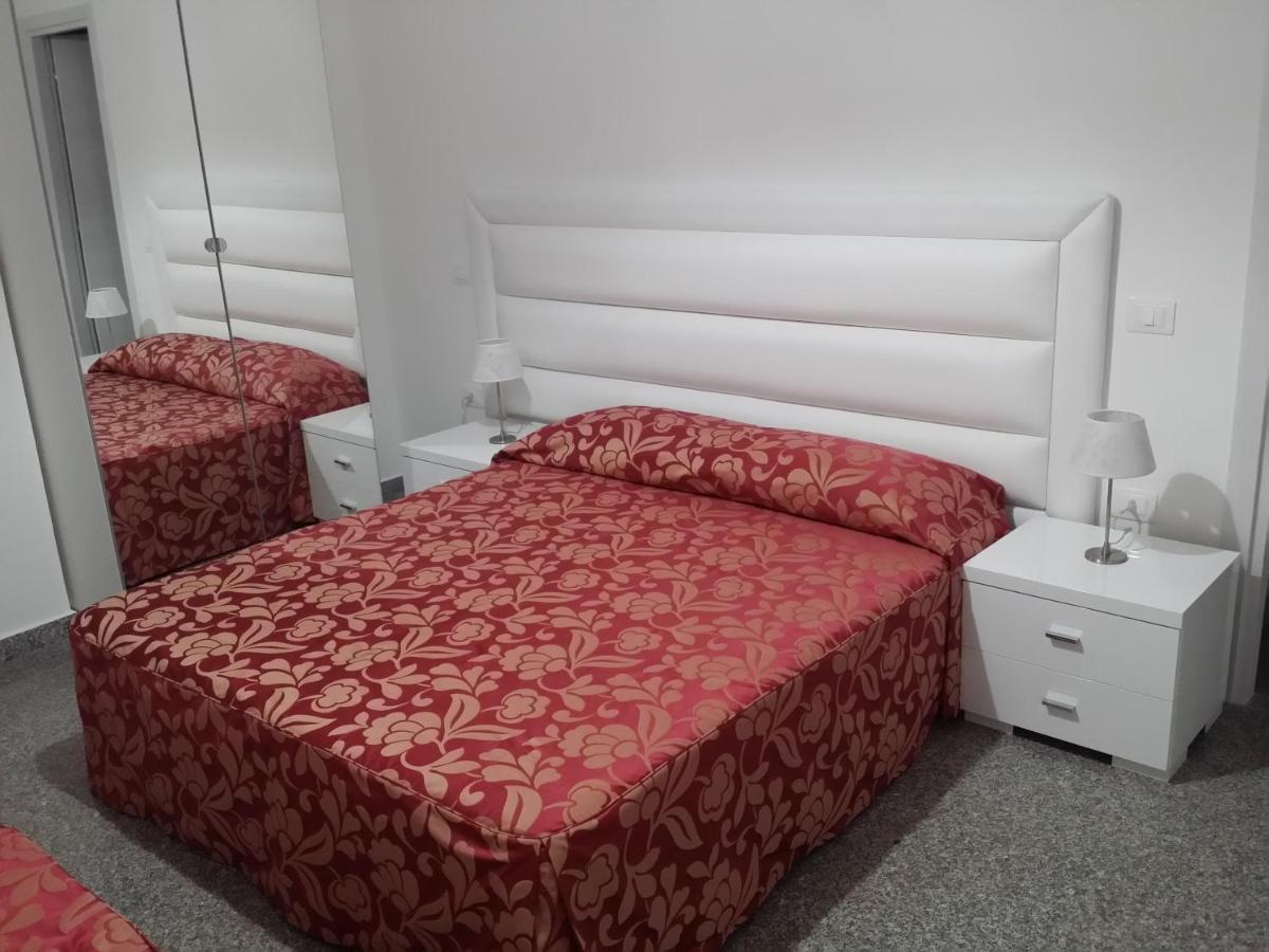Quadruple Room with Private Bathroom