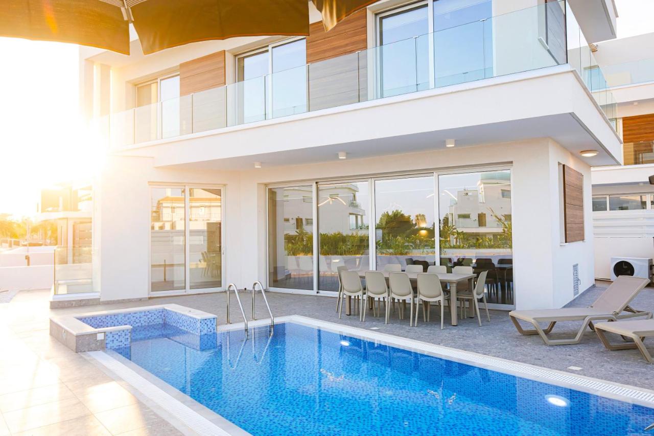 Nissinest Luxury Villas - B&B