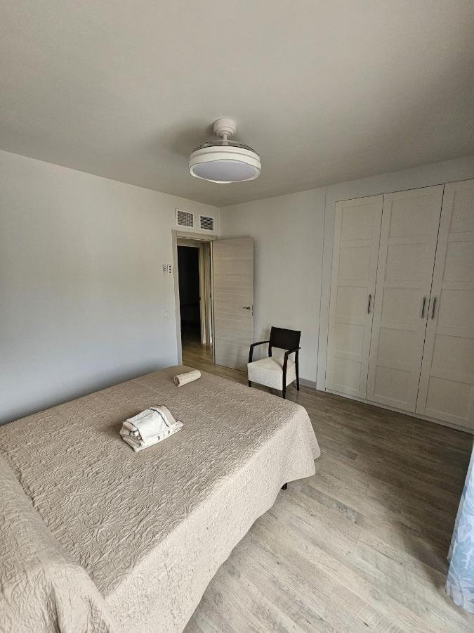 Appartamento con 3 Camere da Letto e con Balcone