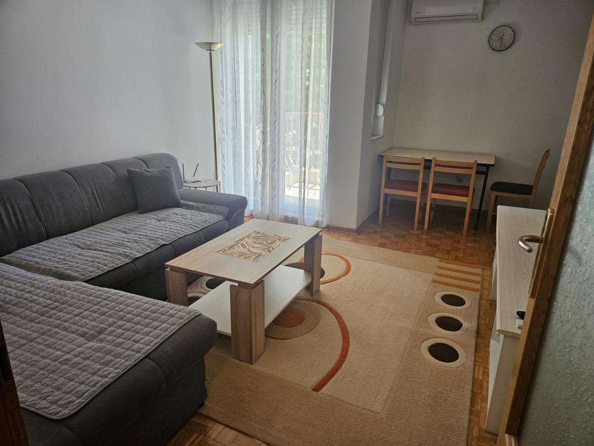 C2 Sunny Apartment - B&B Mostar