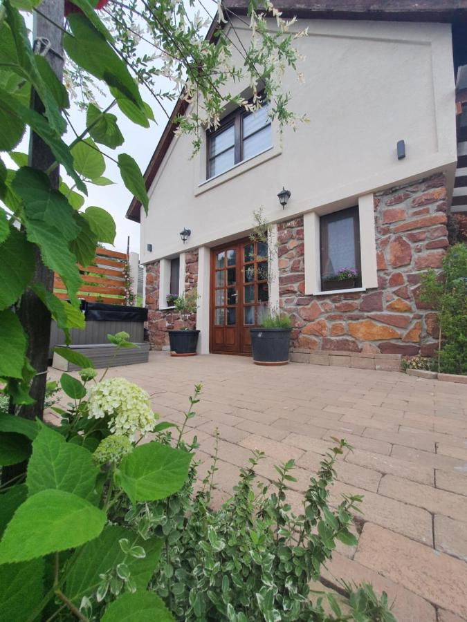 Serenitá Vendégház - B&B Nemesgulács