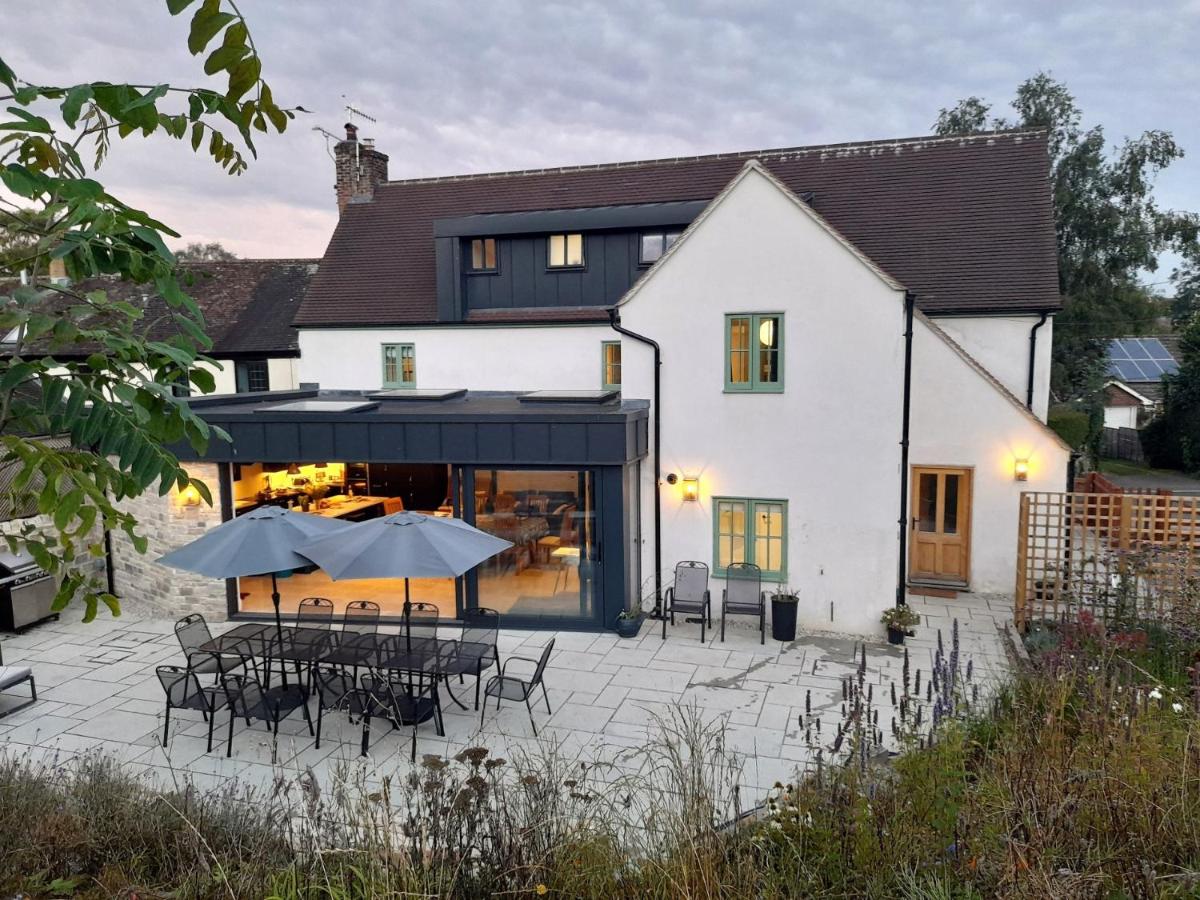 6 Bed in Blandford Forum 80549 - Ferienwohnung Milborne St Andrew