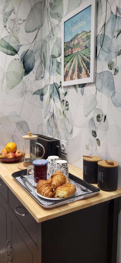 Charme et Nature, appartement cosy avec étang privé, au carrefour de 3 départements - B&B Saint-Aigulin