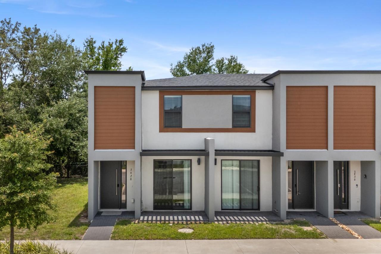 Brand New Townhouse, min from Disney - Chambres d’hôtes