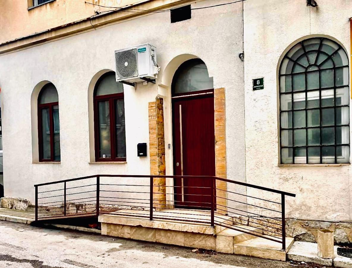 City Pulse Apartment - B&B Sarajevo