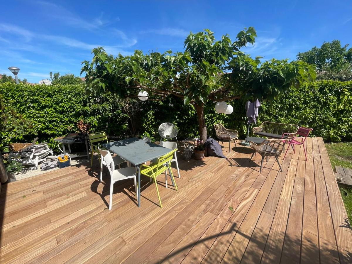 Jolie maison de 95 m2 avec jardin proche Luberon - B&B