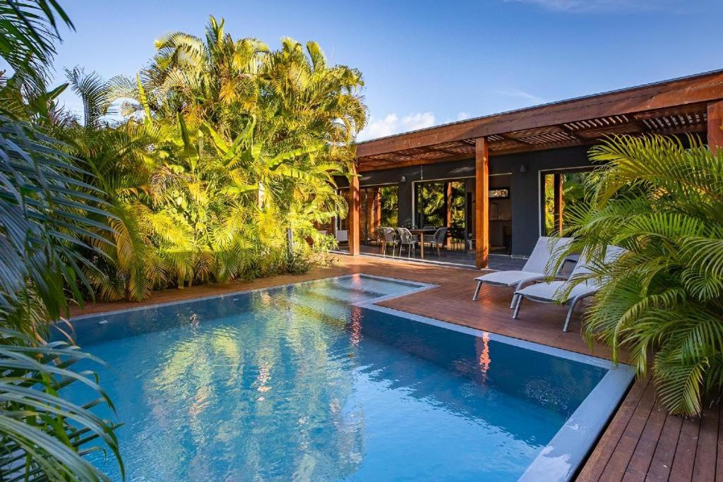 Villa Remeitch 4 etoiles Luxe avec Piscine privee & Sauna - B&B Saint-François