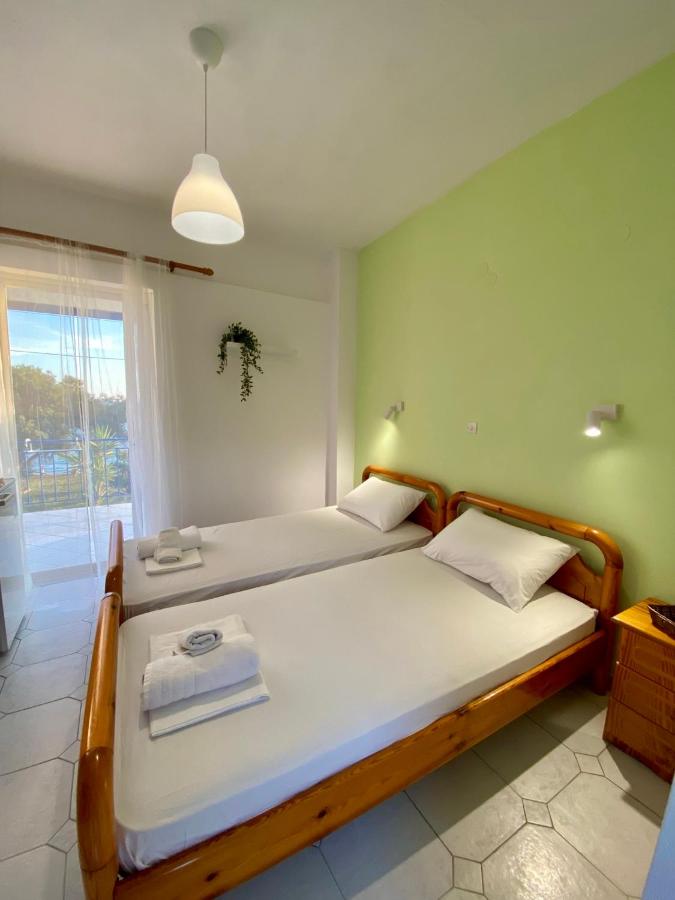 Standard Twin Room with Sea View