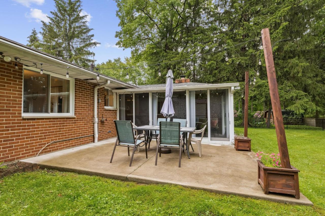 CVNP Winter Getaway - 5 mins to Boston Mills Ski - B&B