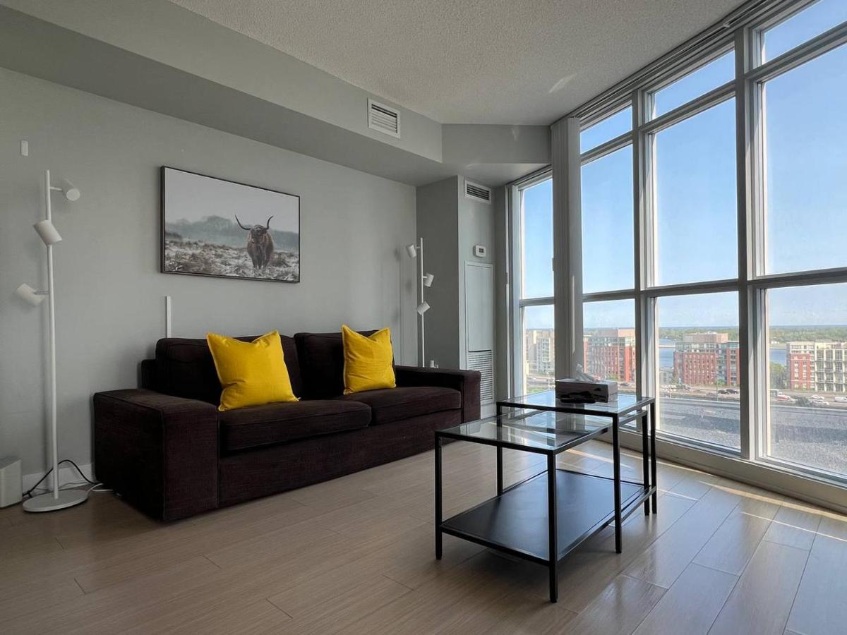 Deluxe Two-Bedroom Apartment with Garden View
