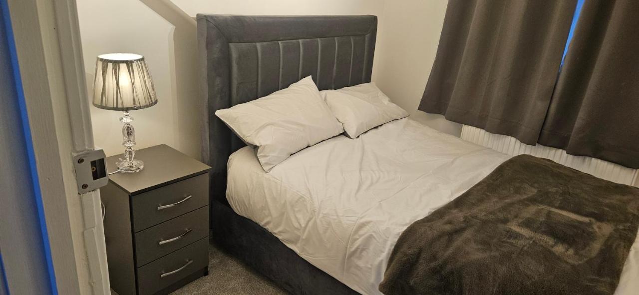 Rehoboth Stays - B&B Dukinfield