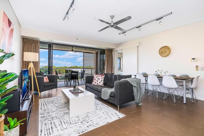 Popular Waterfront Lagoon Views & great restaurants - Ferienwohnung Darwin