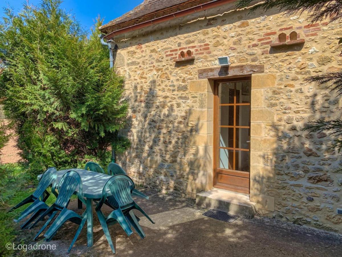 Charmante maison de campagne avec jardin, idéale pour visiter la Dordogne et la Vézère - FR-1-616-143 - B&B