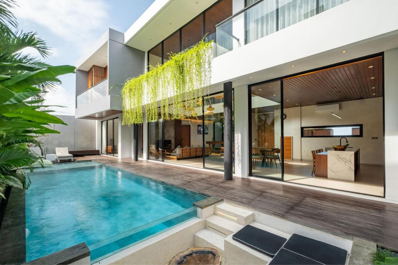 De Dominique Villas Canggu - Bed and Breakfast Canggu