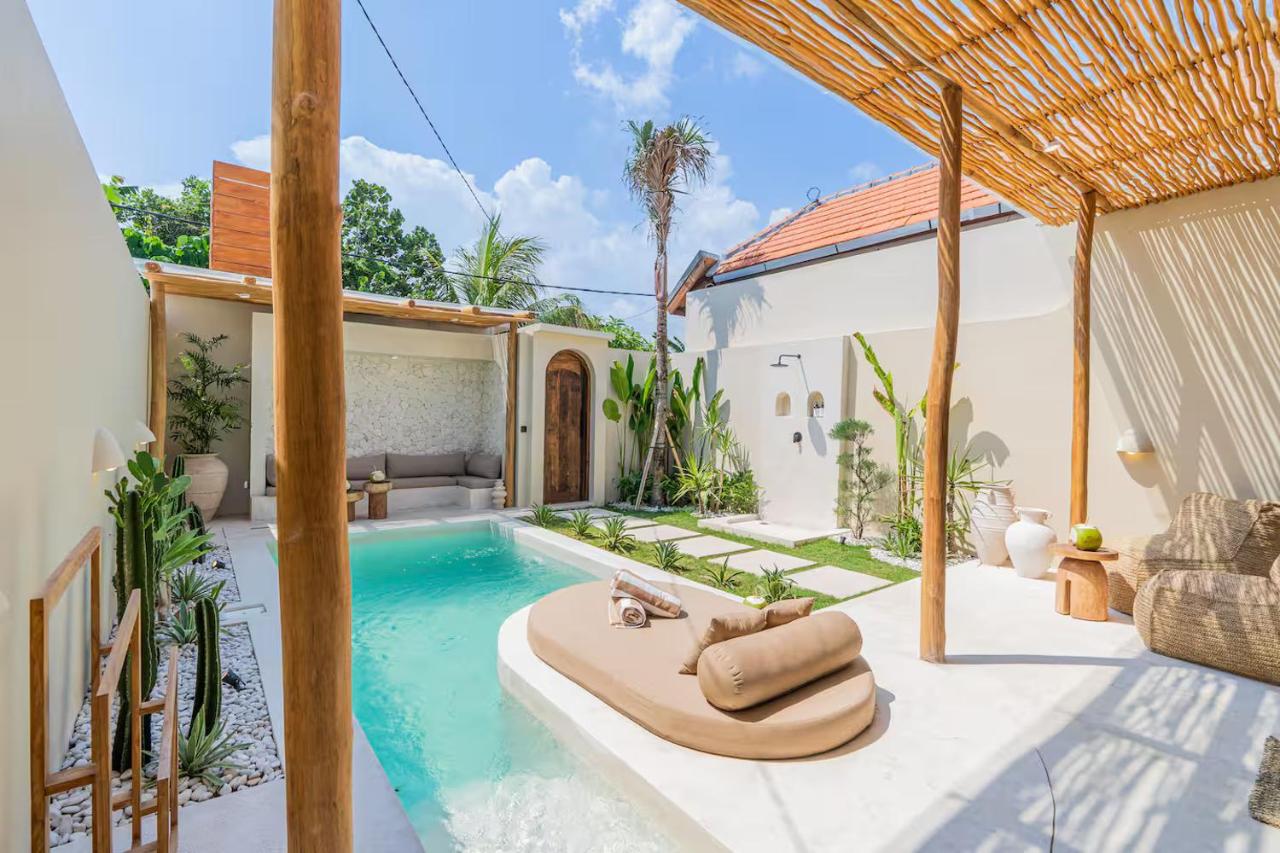 Casa Mimosa - 2BR Mediterranean Villa-Getaway Near Beach&Cafés - Ferienwohnung Tanah Lot