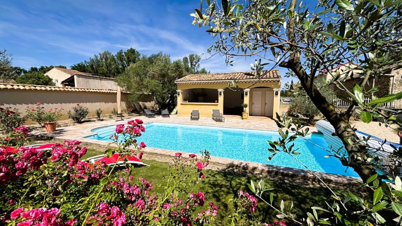 Maison de campagne mas Célestin - Chambres d’hôtes Camaret-sur-Aigues