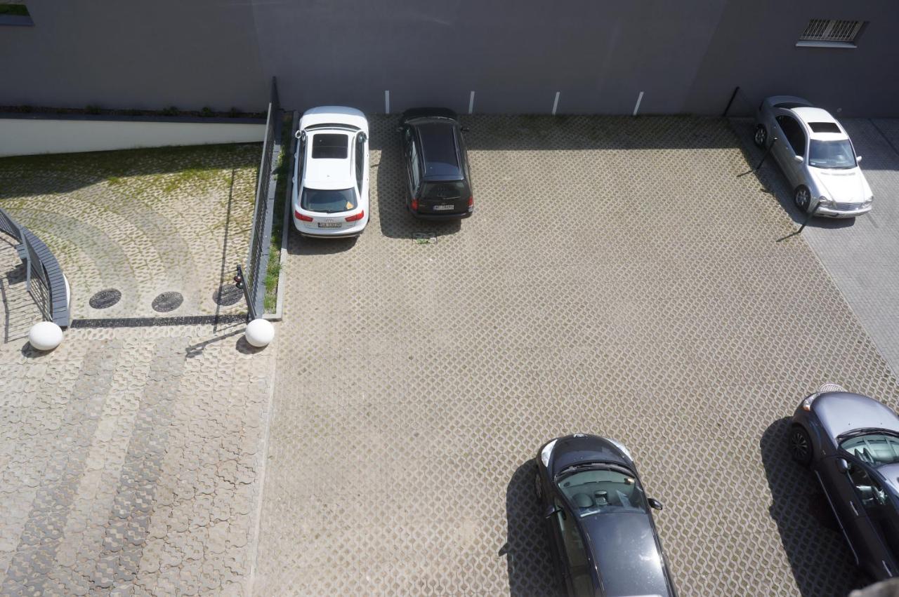 Apartamenty Black&White free parking - B&B Gdynia